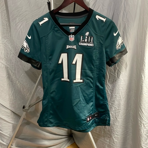 Women’s Carson Wentz #11 Eagles Jersey - Picture 1 of 4